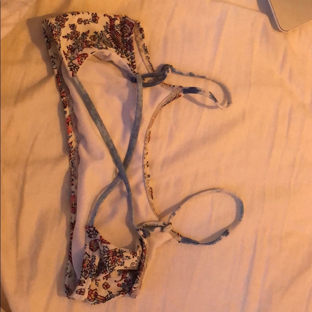 Bikini set - Picture 2 of 3